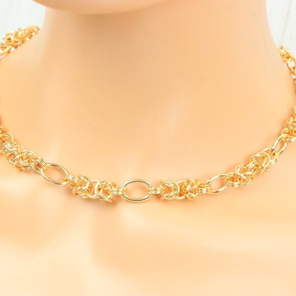 "Minimalist & Elegant Necklace Chain – Perfect for Women & Girls | UNVRC1624 - Picture 7 of 10